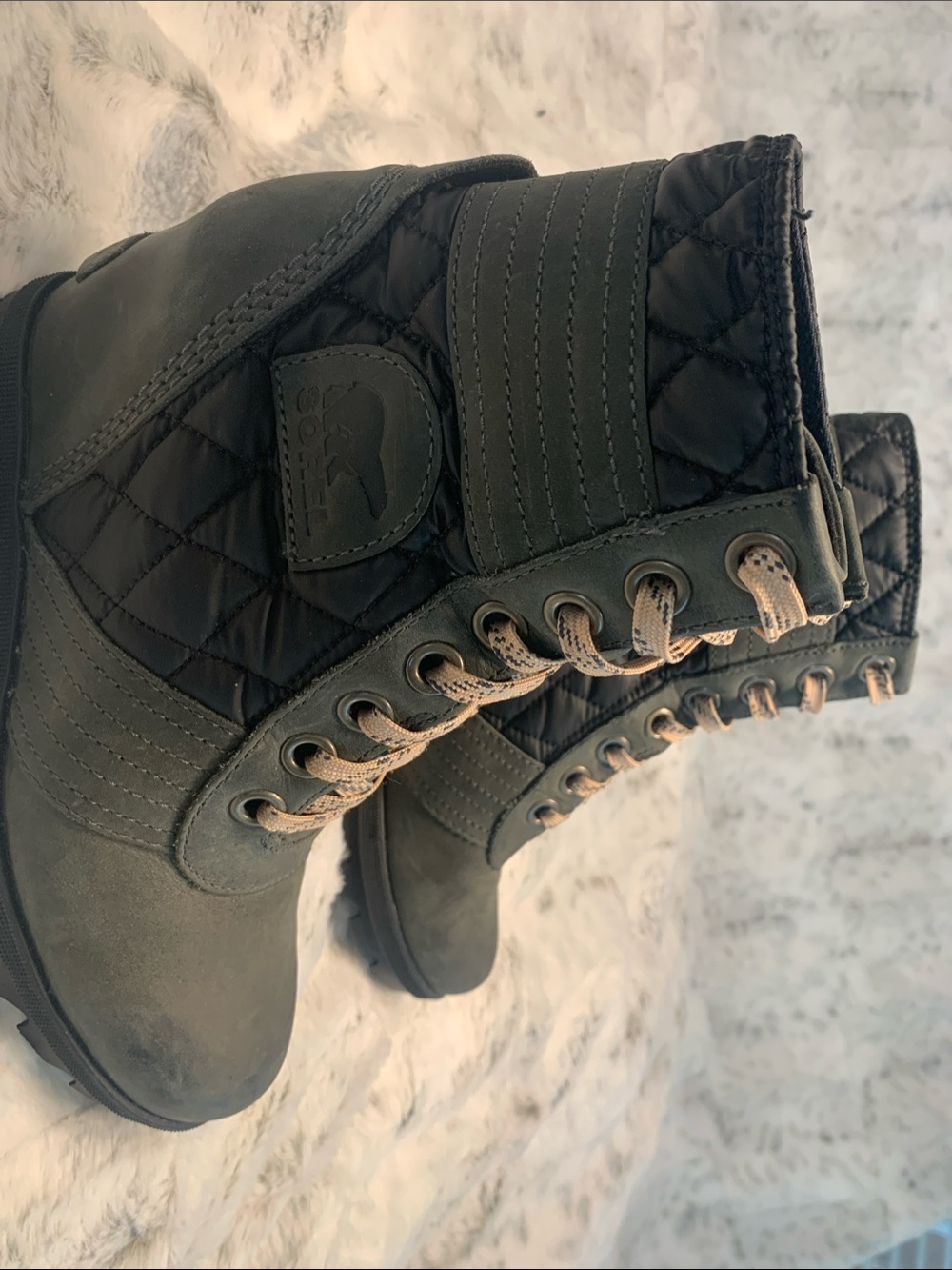 Sorel Olive Green Quilted Lace-Up Women's Boots